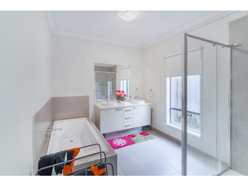 3 Pollen Place, Narre Warren VIC 3805