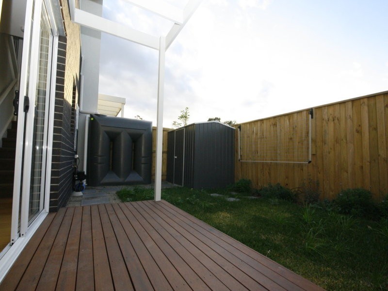 1/5 Annafee Avenue, Keysborough VIC 3173