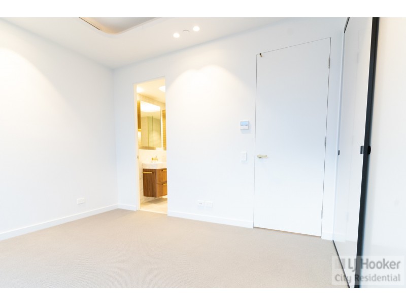 3503/545 Station Street, Box Hill VIC 3128