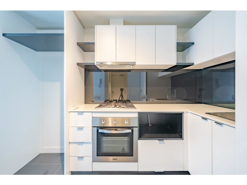 2105/7 Katherine Place, Melbourne VIC 3000