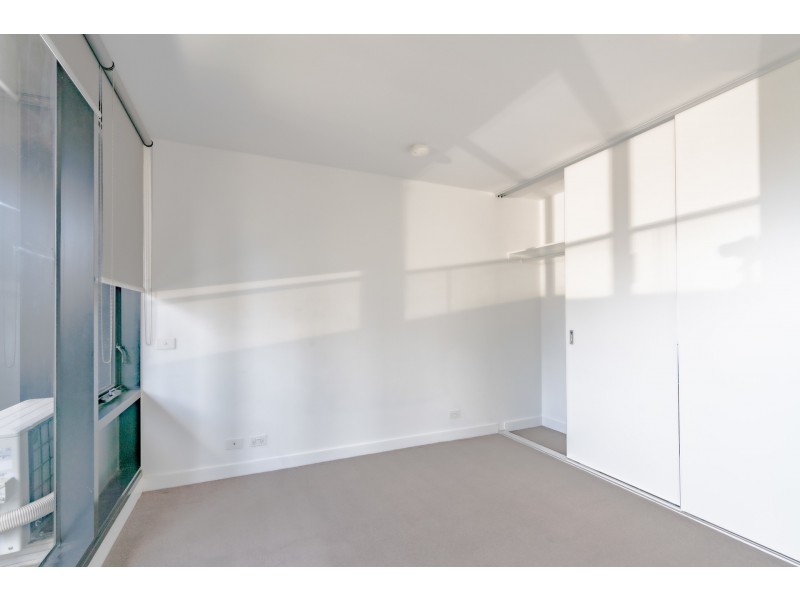 2105/7 Katherine Place, Melbourne VIC 3000