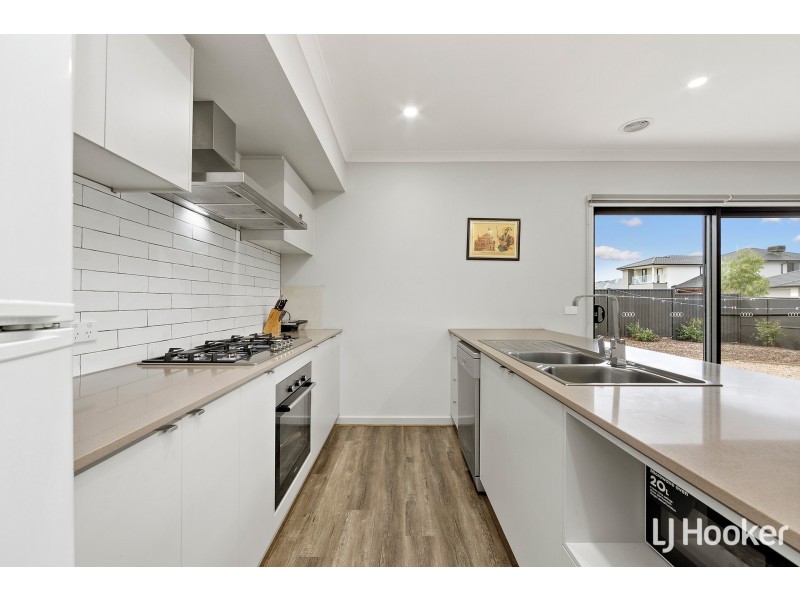 7 Guidance Way, Tarneit VIC 3029