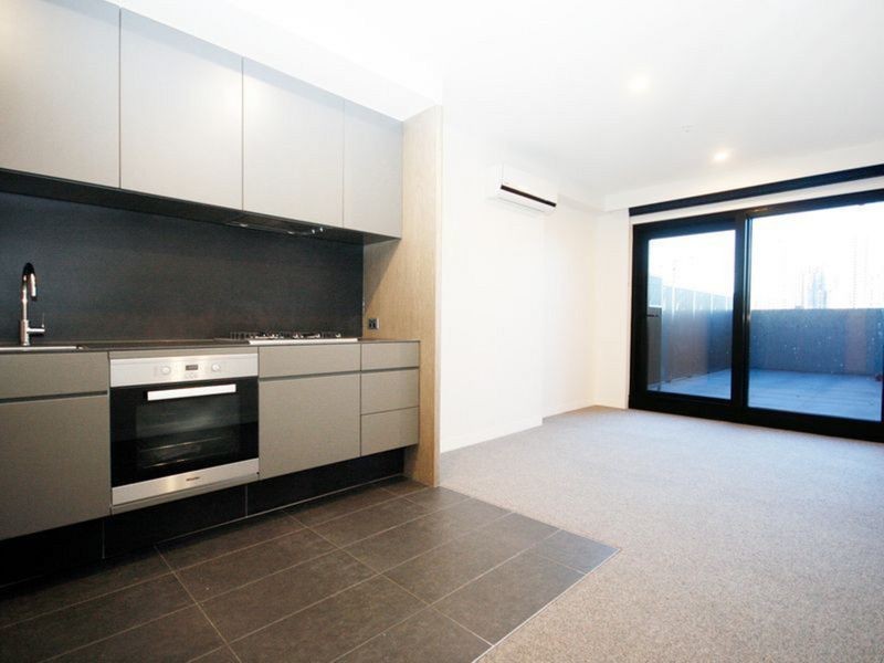 413/6-22 Pearl River Road, Docklands VIC 3008