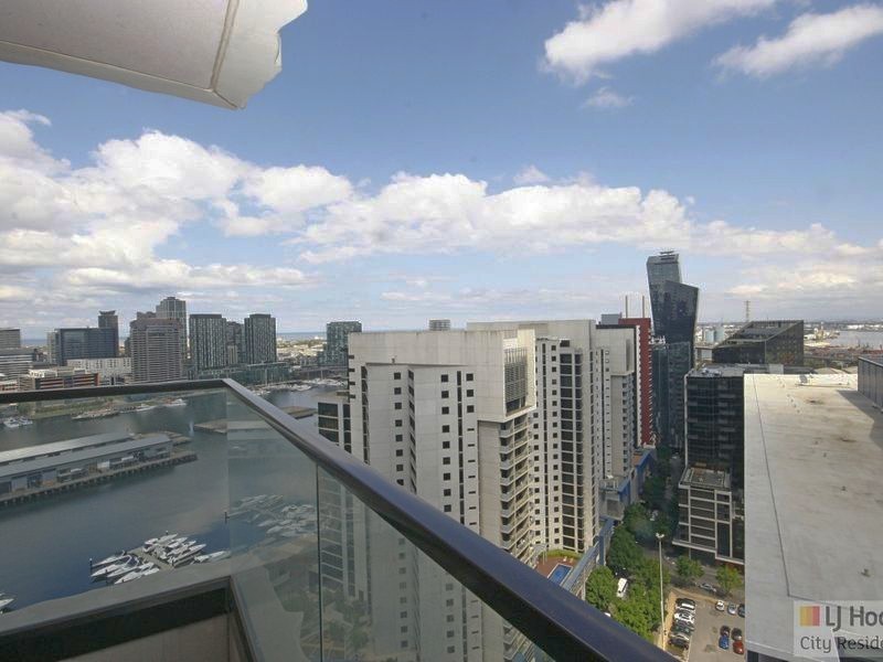 2508N/241 Harbour Esplanade, Docklands VIC 3008