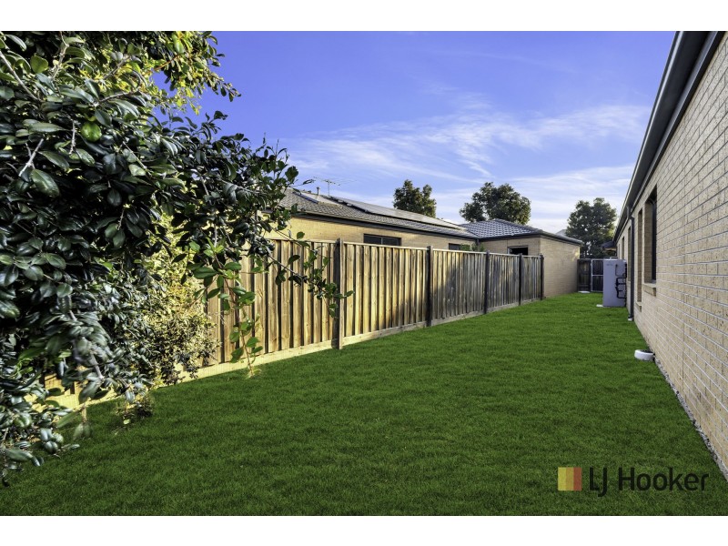 11 Runlet Drive, Point Cook VIC 3030