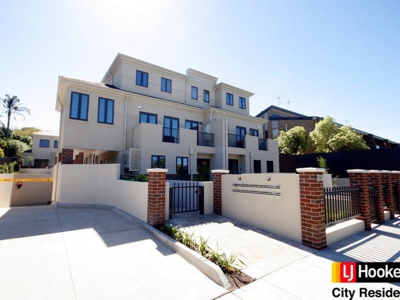 4/332 Alma Road, Caulfield North VIC 3161