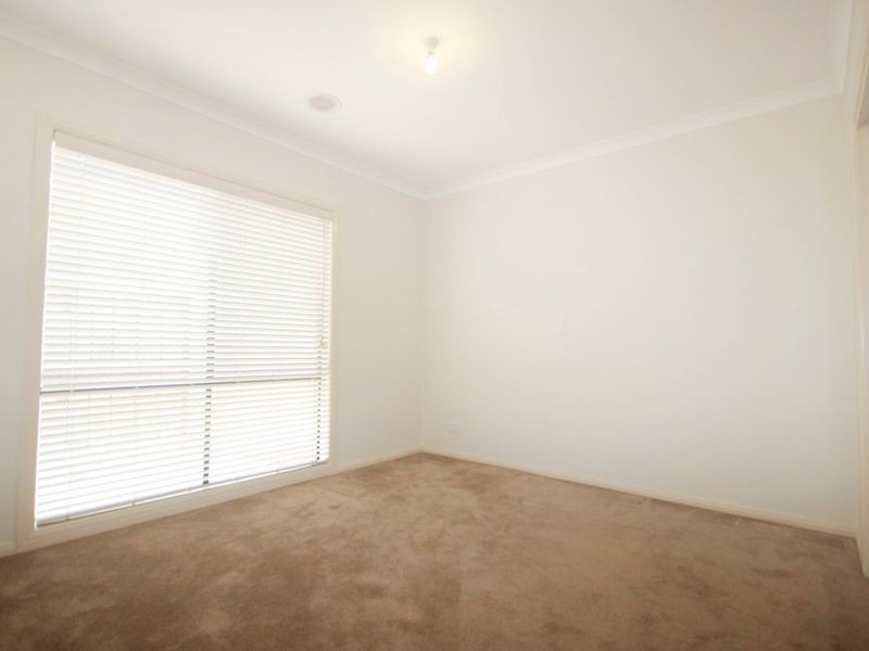 8 Kimba Circuit, Truganina VIC 3029