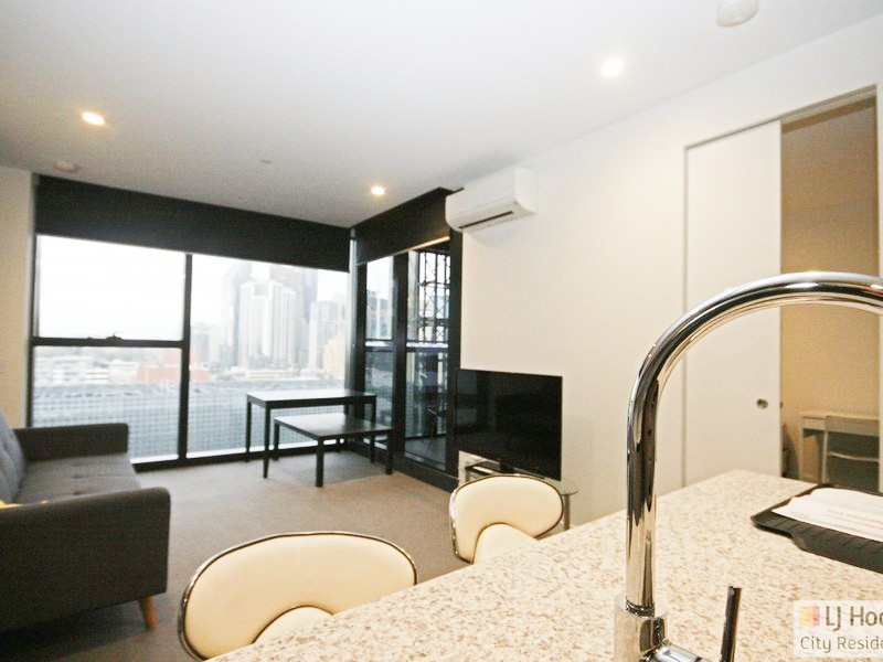 1116/160 Victoria Street, Carlton VIC 3053