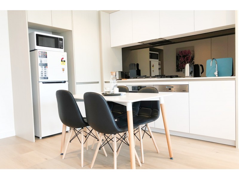 2115/666 Flinders Street, Docklands VIC 3008