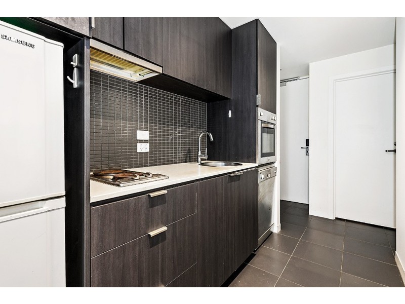 711/7 Yarra Street, South Yarra VIC 3141