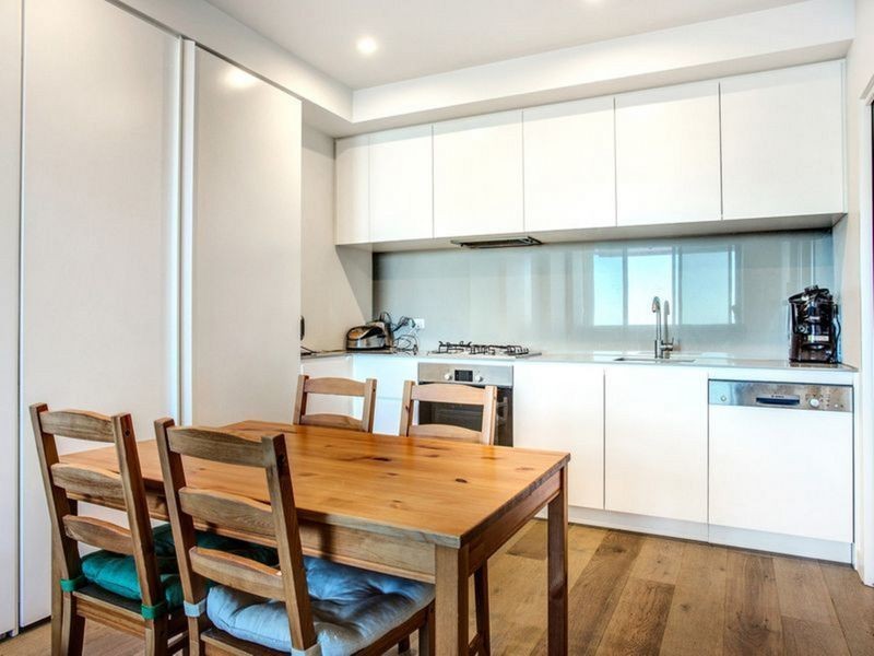 2701/89 Gladstone Street, South Melbourne VIC 3205