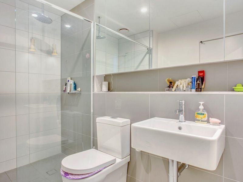 2701/89 Gladstone Street, South Melbourne VIC 3205