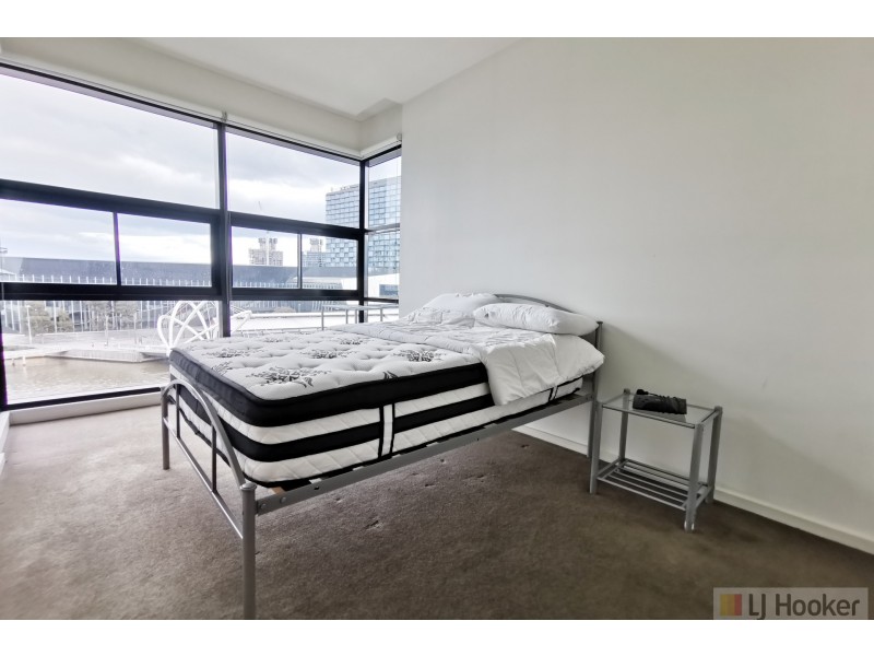 609/60 Siddeley Street, Docklands VIC 3008