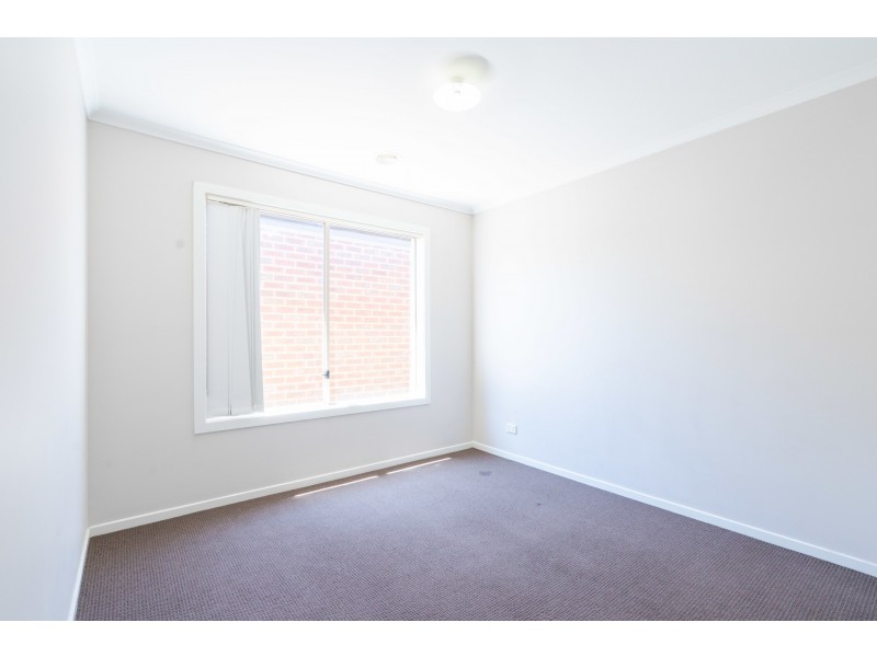 28 Blue Jay Crescent, Tarneit VIC 3029