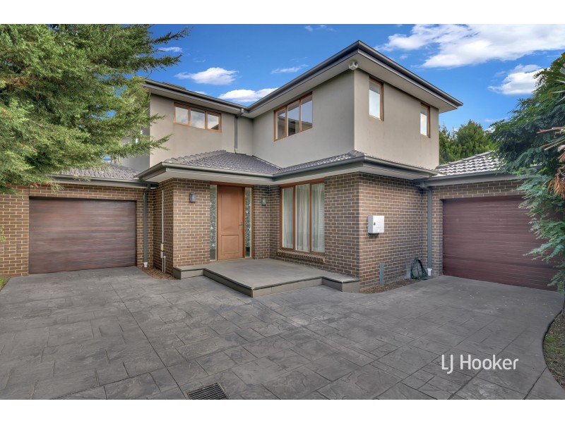 2/18 Jenner Street, Blackburn South VIC 3130