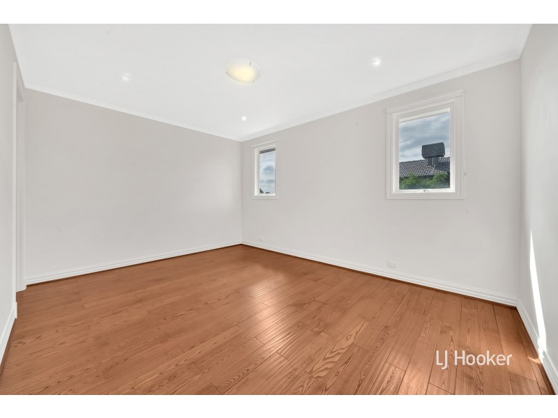 2/18 Jenner Street, Blackburn South VIC 3130