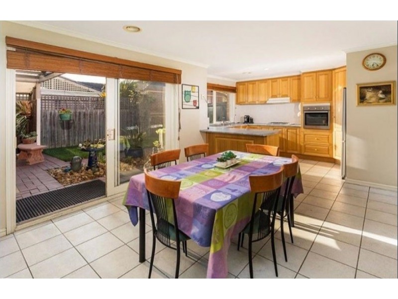 3 Sandstone Avenue, Seabrook VIC 3028