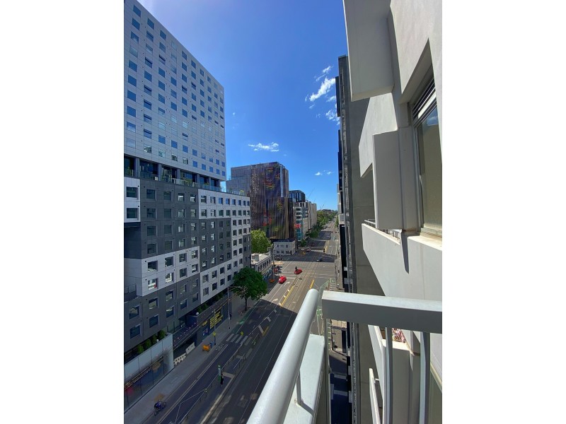 963/488 Swanston Street, Carlton VIC 3053