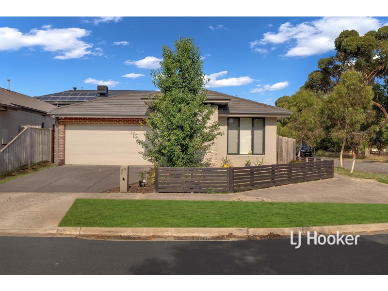 11 Marquee Circuit, Greenvale VIC 3059