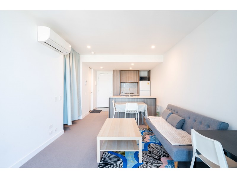 3218/160 Victoria Street, Carlton VIC 3053