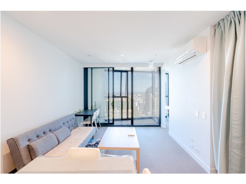 3218/160 Victoria Street, Carlton VIC 3053