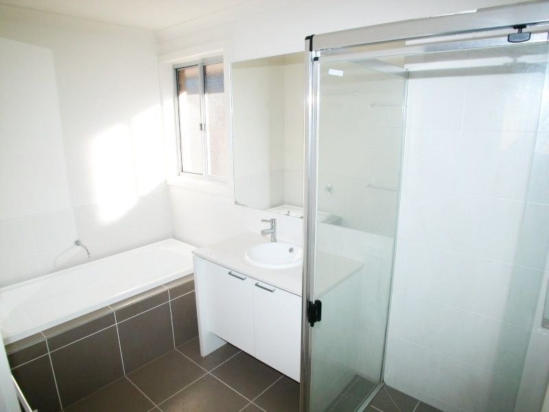 13 Amphion Street, Epping VIC 3076