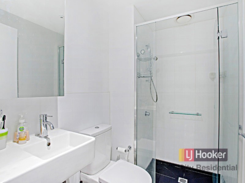 1111/7 Katherine Place, Melbourne VIC 3000