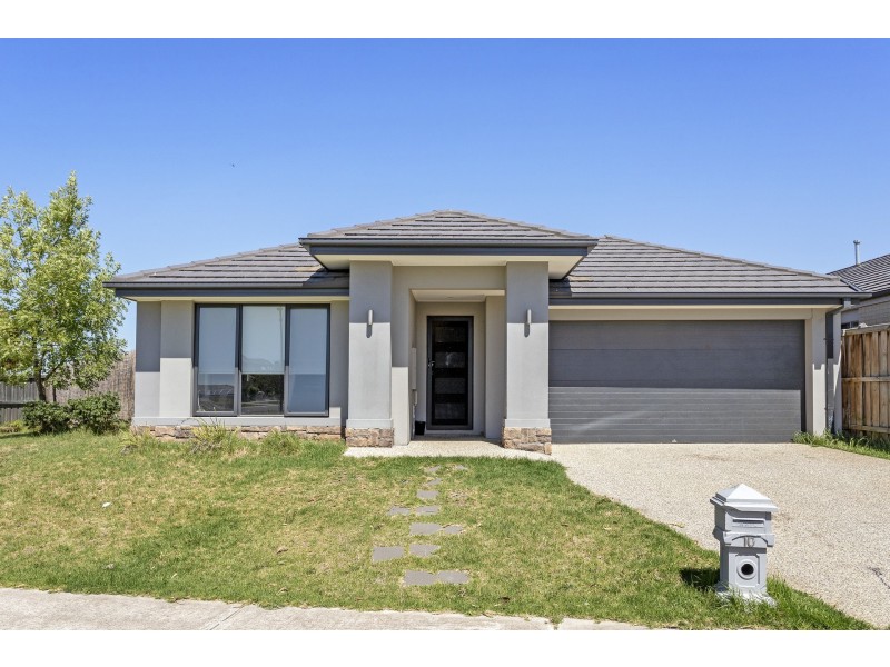 10 Lukis Avenue, Williams Landing VIC 3027