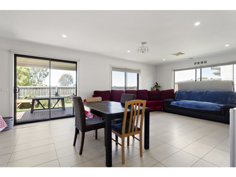 10 Lukis Avenue, Williams Landing VIC 3027