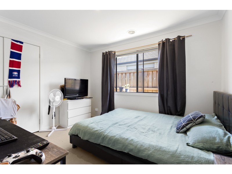10 Lukis Avenue, Williams Landing VIC 3027
