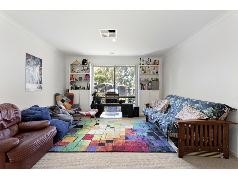 10 Lukis Avenue, Williams Landing VIC 3027
