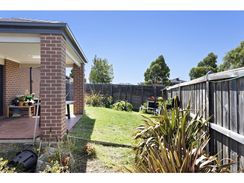 10 Lukis Avenue, Williams Landing VIC 3027