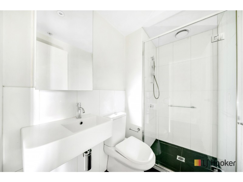 1111/7 Katherine Place, Melbourne VIC 3000