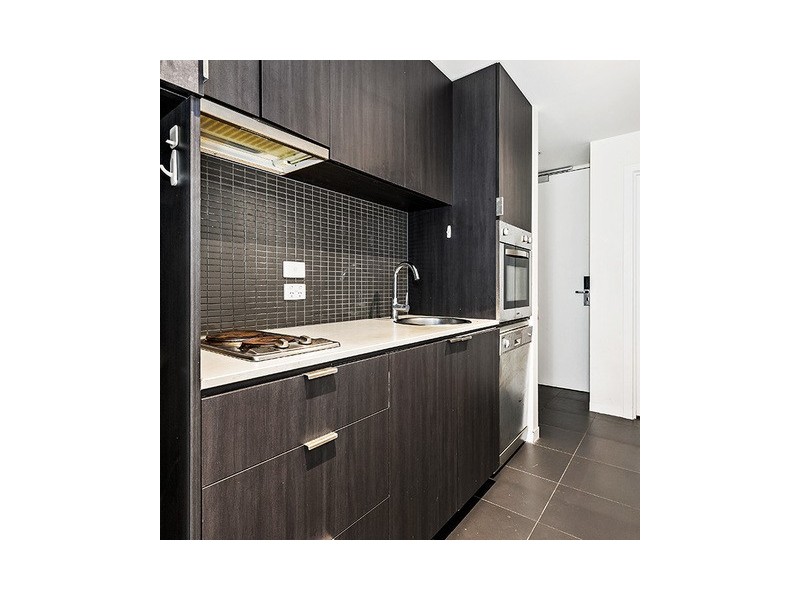 711/7 Yarra Street, South Yarra VIC 3141