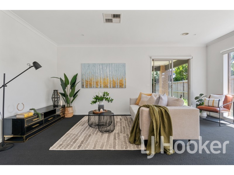 18 Stevenson Drive, Williams Landing VIC 3027