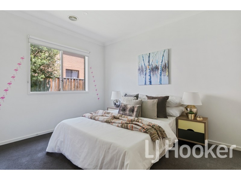 18 Stevenson Drive, Williams Landing VIC 3027