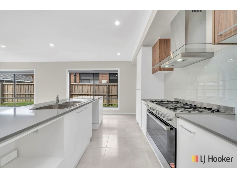 5 Arkaba Way, Werribee VIC 3030