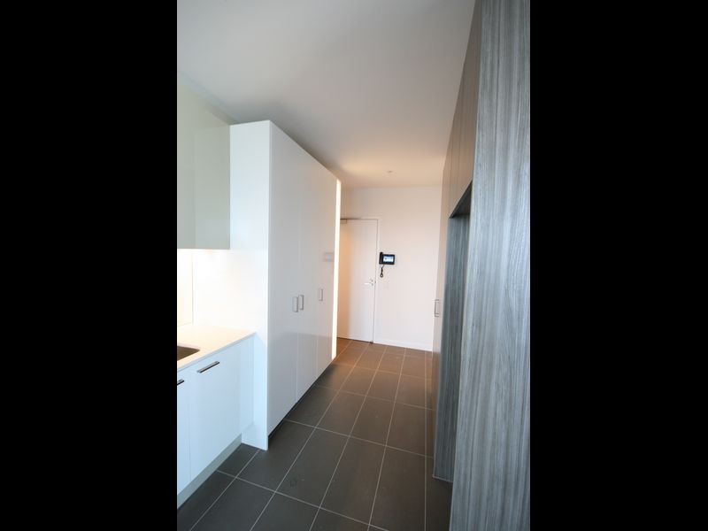 2411/220 Spencer Street, Melbourne VIC 3000