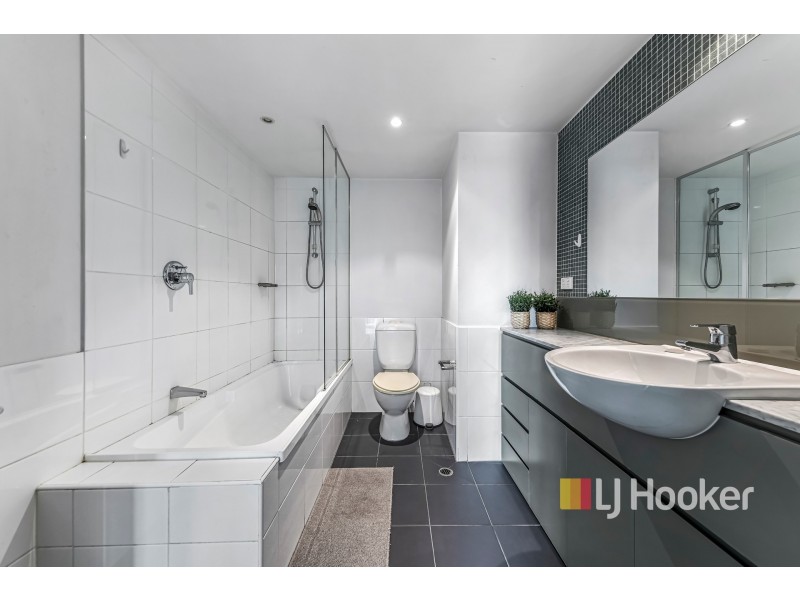 2104/222 Russell Street, Melbourne VIC 3000