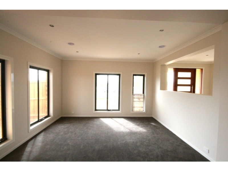 300 Broadwalk Boulevard, Point Cook VIC 3030