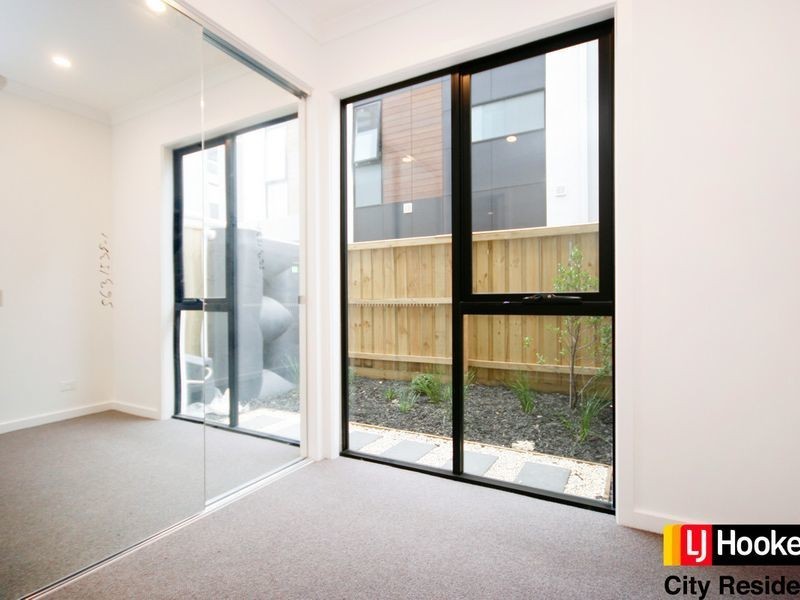 24 Candle Road, Port Melbourne VIC 3207