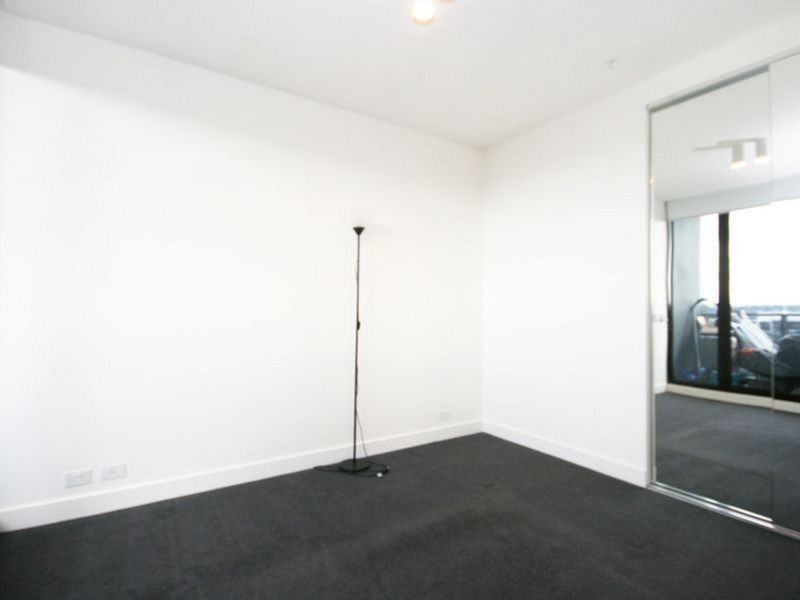 1103/18 Yarra Street, South Yarra VIC 3141