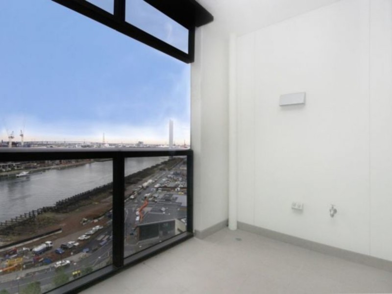 1301/9 Waterside Place, Docklands VIC 3008
