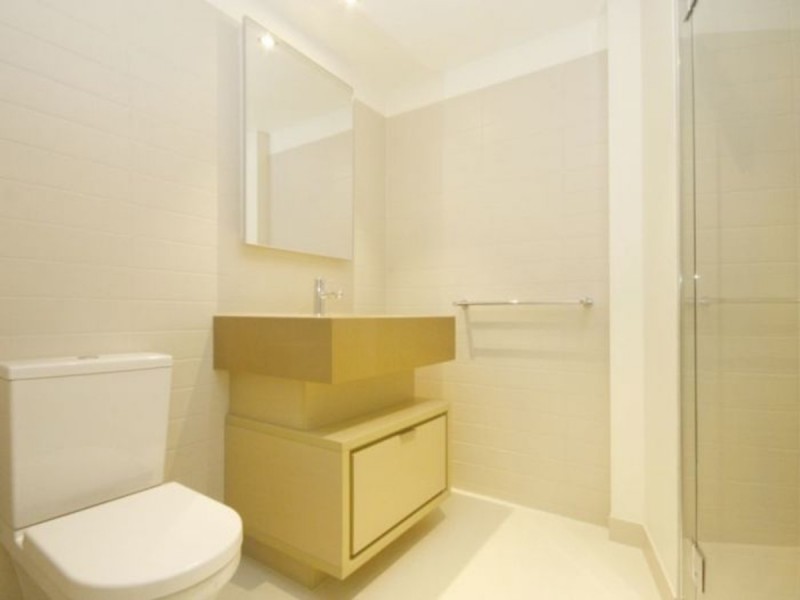 1301/9 Waterside Place, Docklands VIC 3008