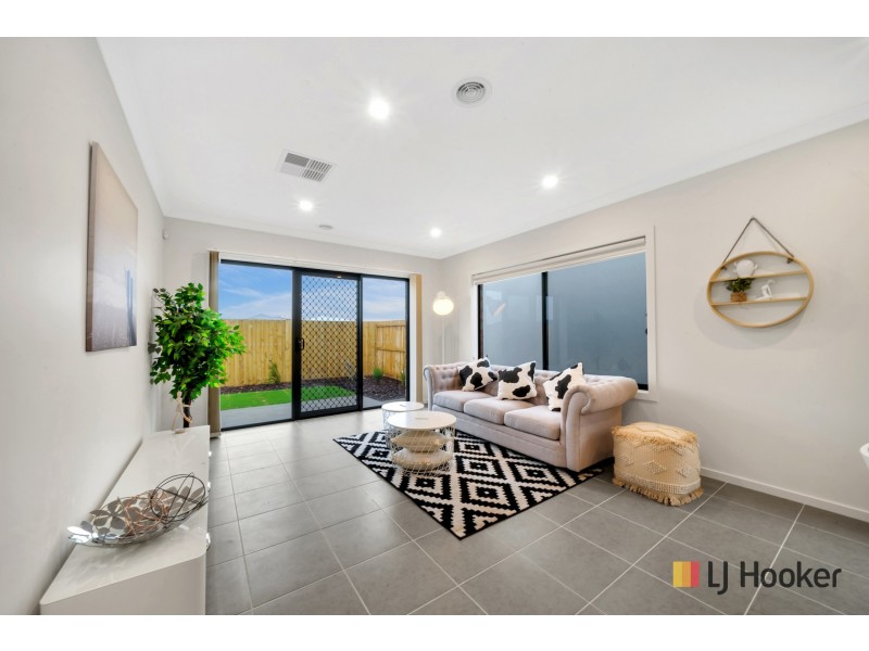 18 Isla Street, Tarneit VIC 3029