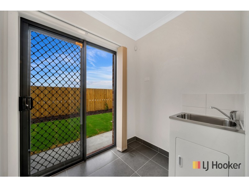 18 Isla Street, Tarneit VIC 3029