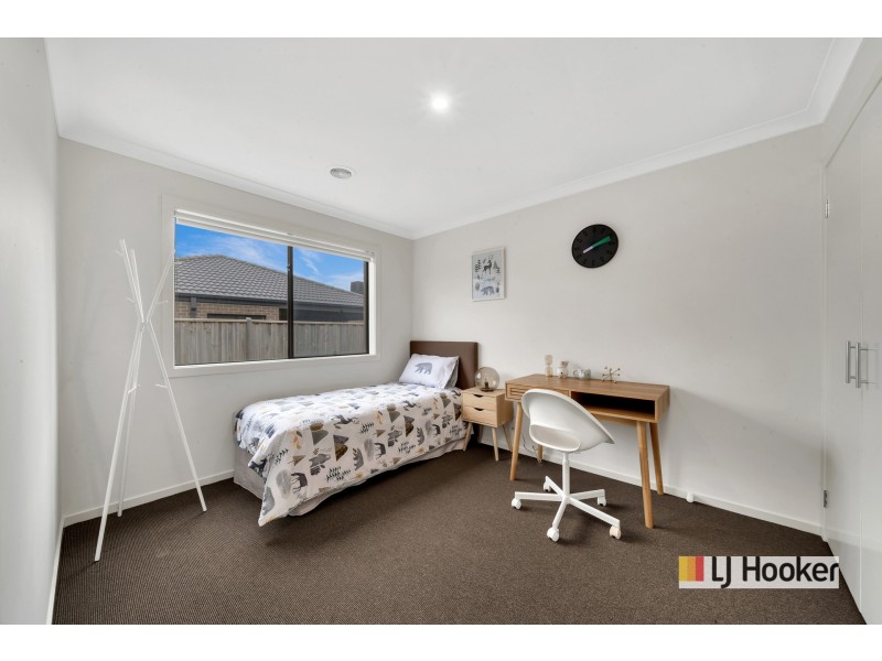 12 Jamaica Street, Point Cook VIC 3030