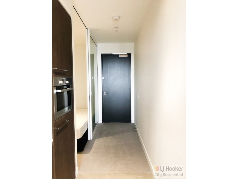 3004/120 A’beckett Street, Melbourne VIC 3000