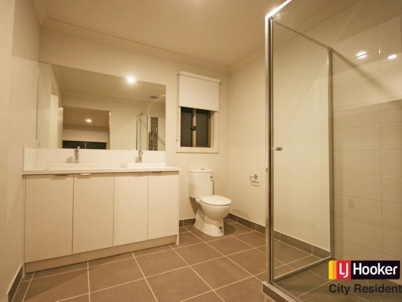 9 Pymble Terrace, Truganina VIC 3029