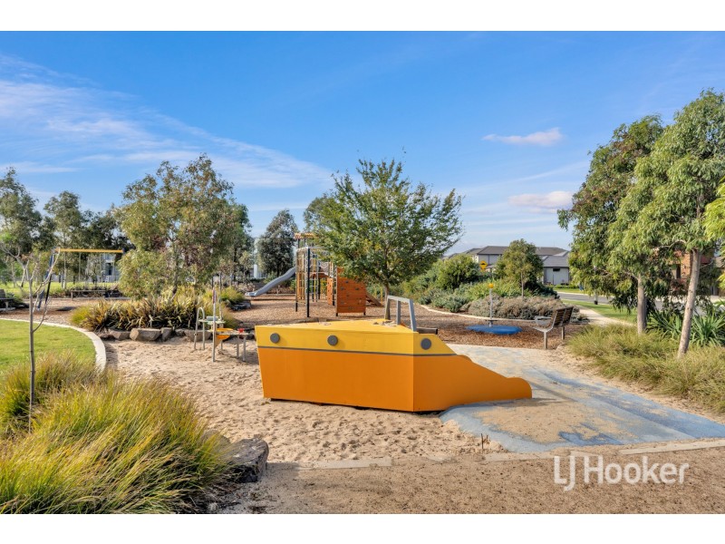 14 Hayward Street, Point Cook VIC 3030